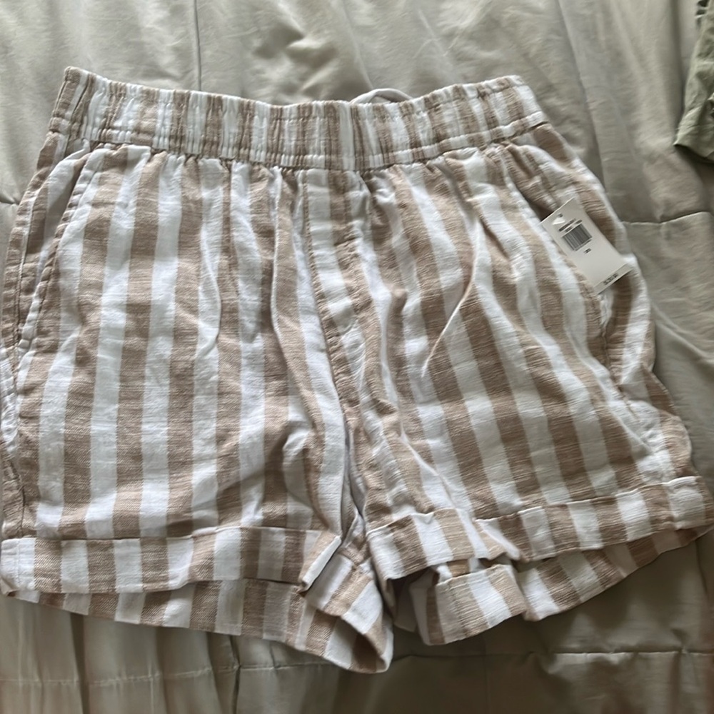 Striped shorts high rise , size xs